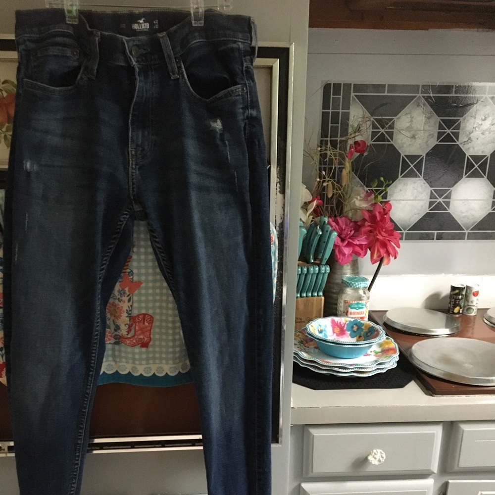 Men’s Hollister pants